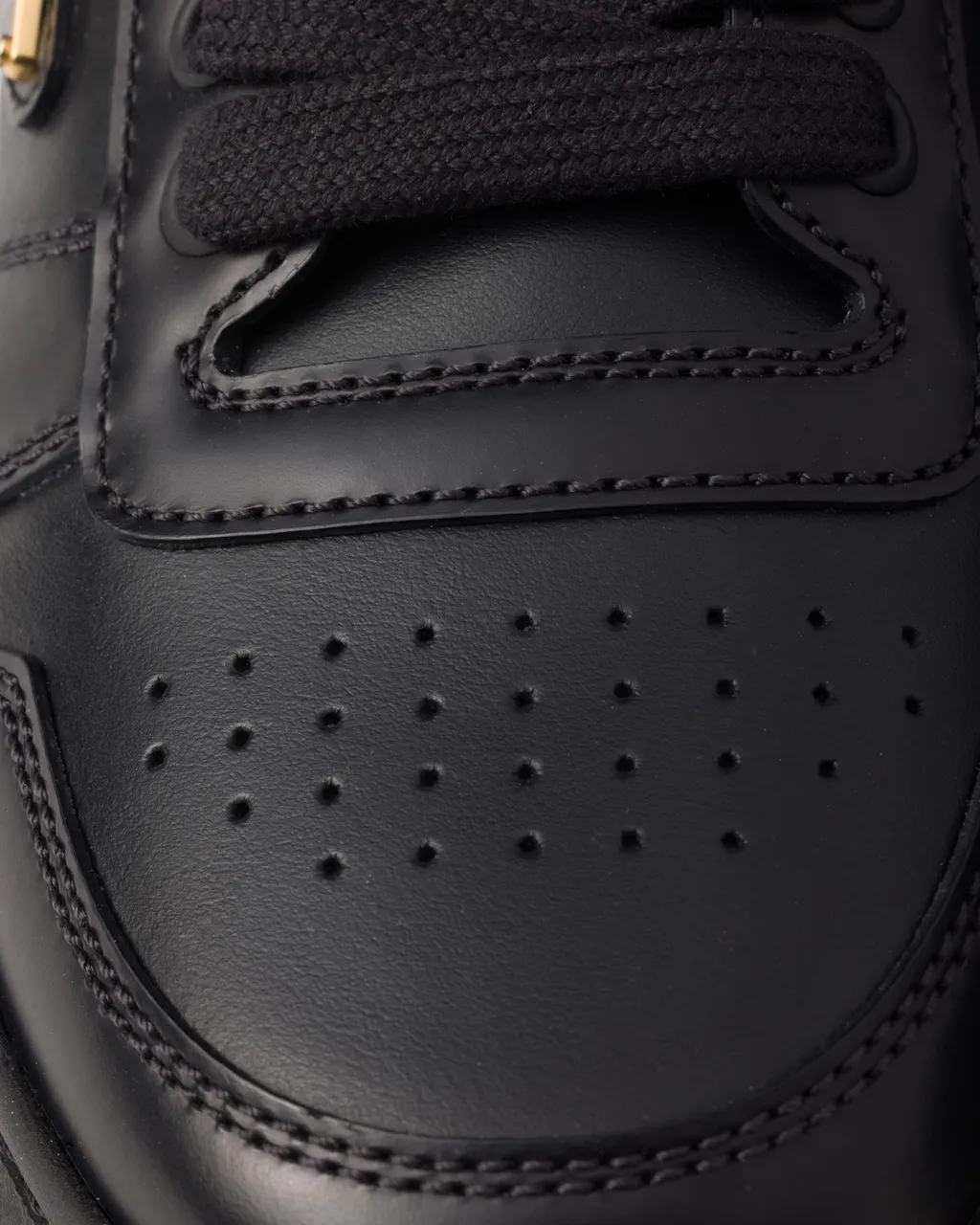 Downtown Bold Leather Sneakers