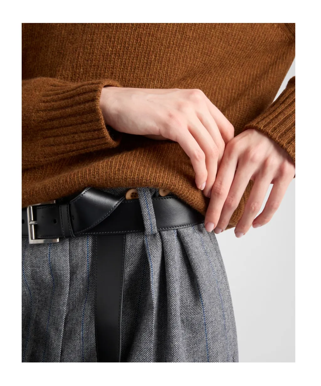Long-Sleeved Crewneck Knitted Jumper