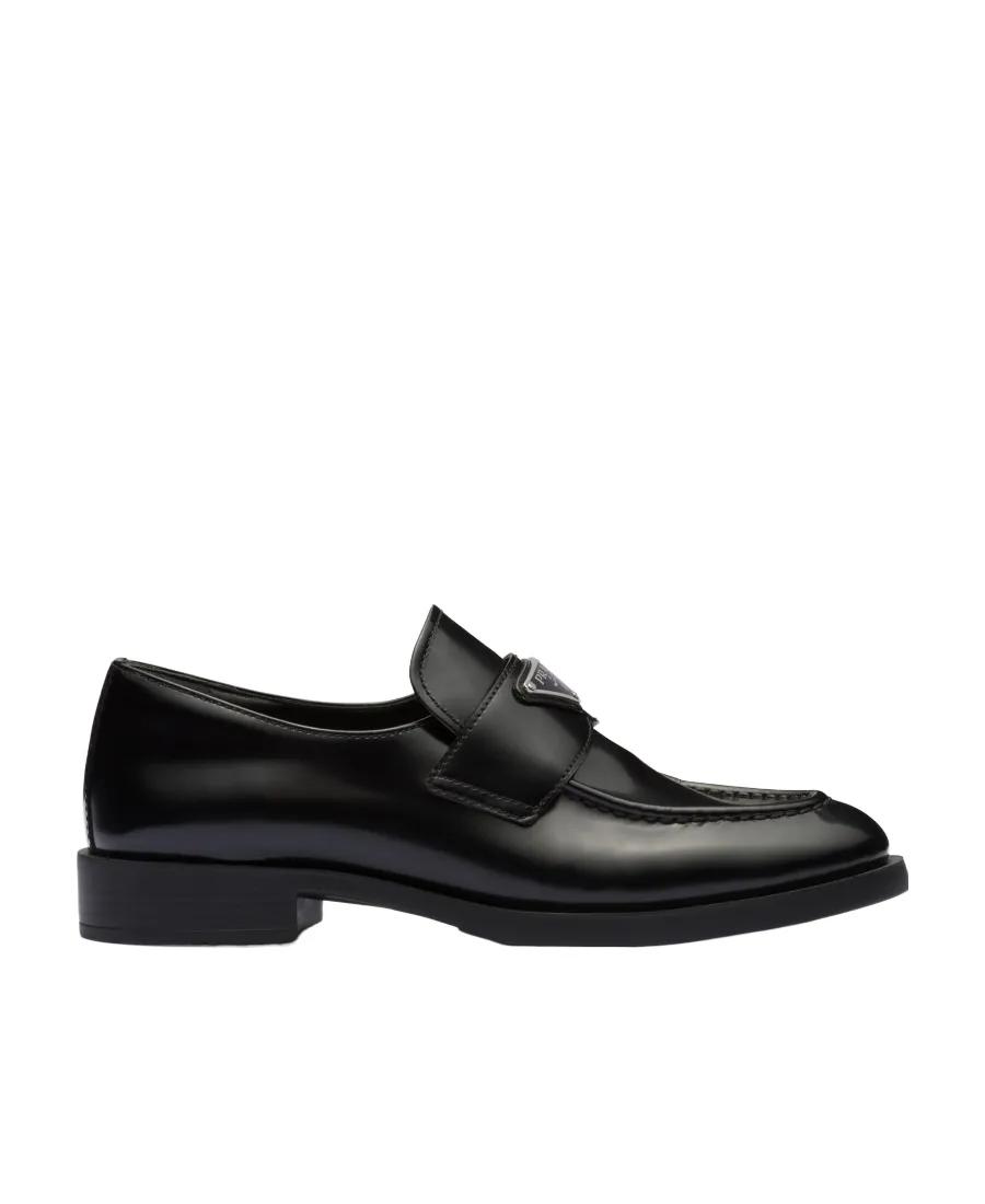 Logo Plaque Almond-Toe Loafers
