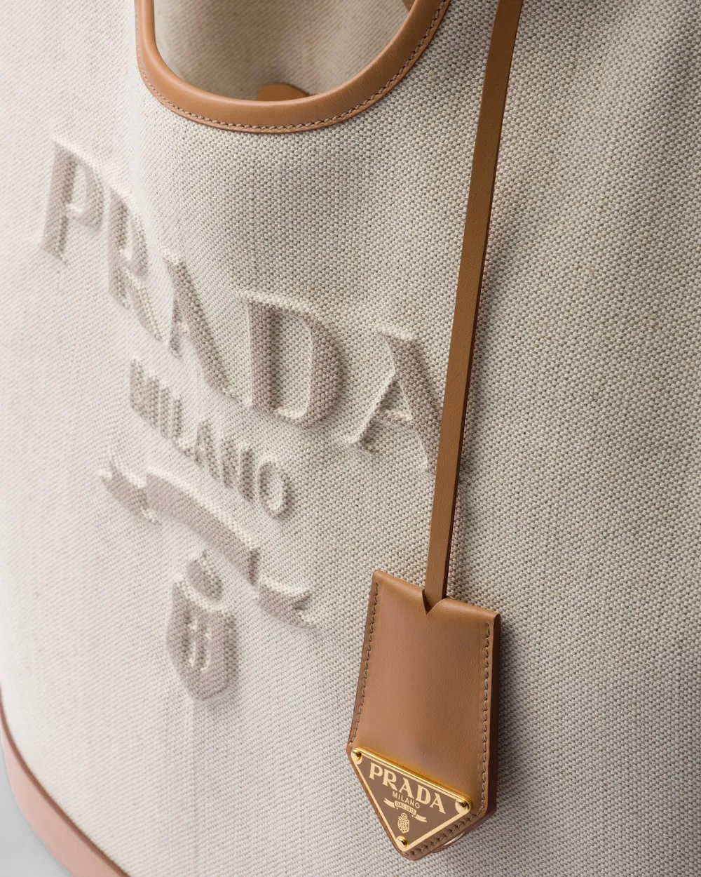 Logo-Detailed Large Top Handle Bag