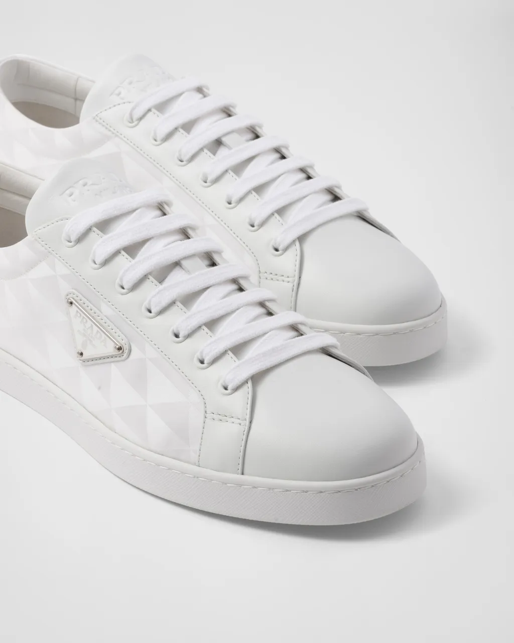 Triangle-Logo Round-Toe Lace-Up Sneakers