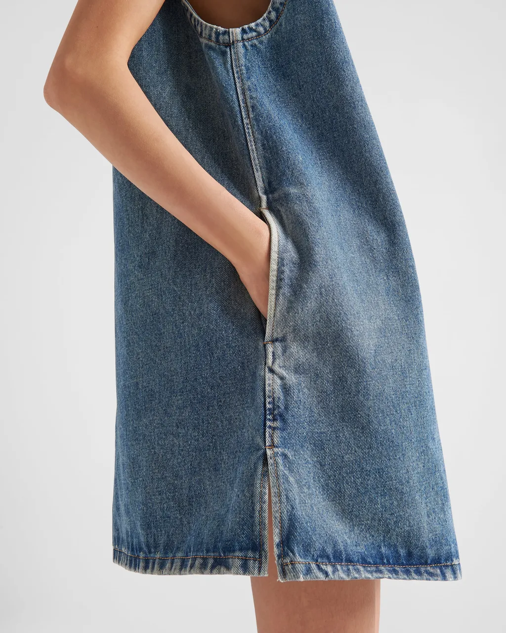 Logo Plaque Sleeveless Denim Shirt