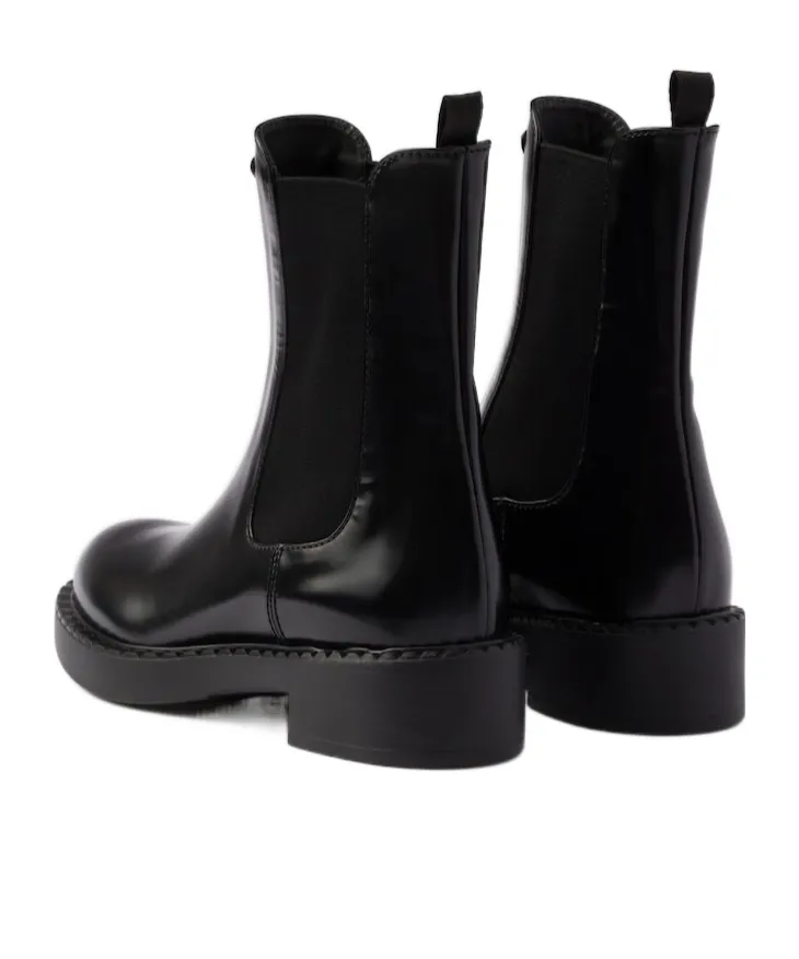 Round-Toe Ankle Boots