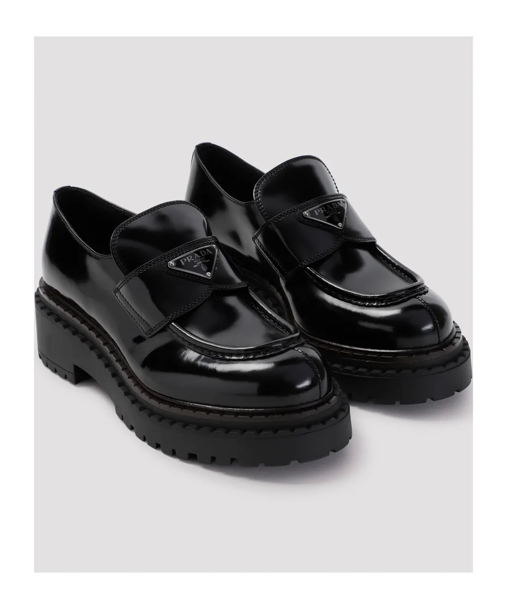 Triangle-Logo Round-Toe Loafers