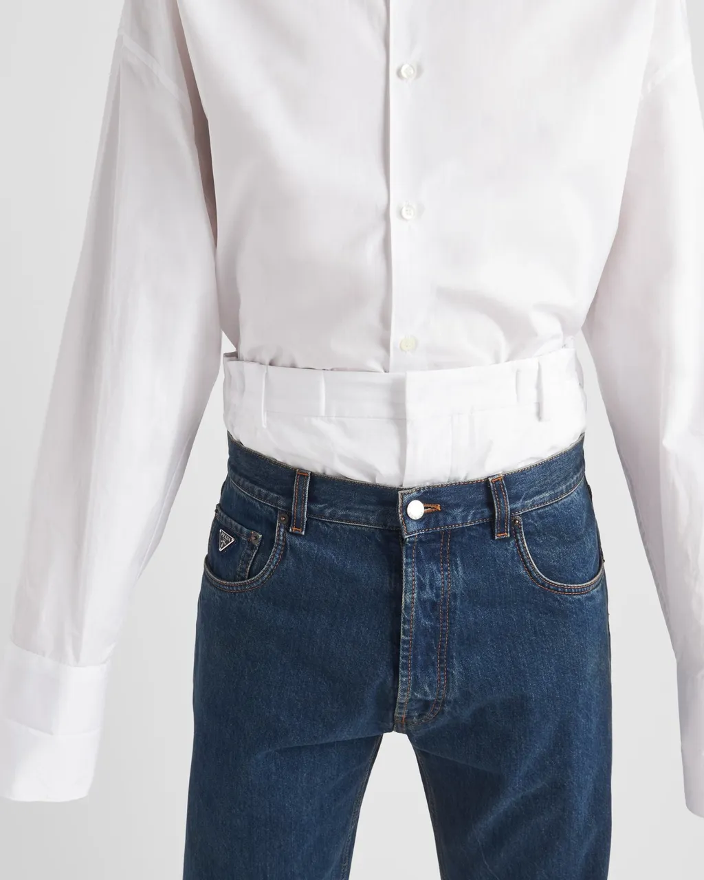 Buttoned Long-Sleeved Shirt