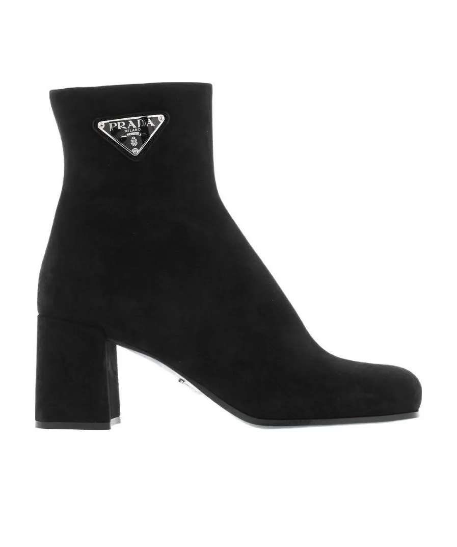 Logo Boots