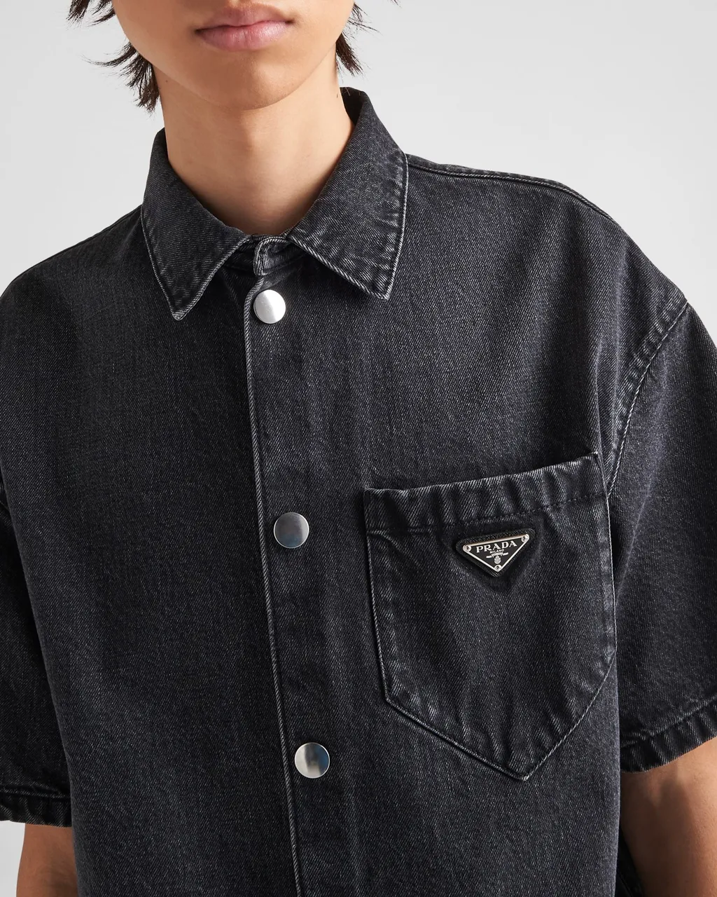 Logo Plaque Short Sleeved Denim Shirt