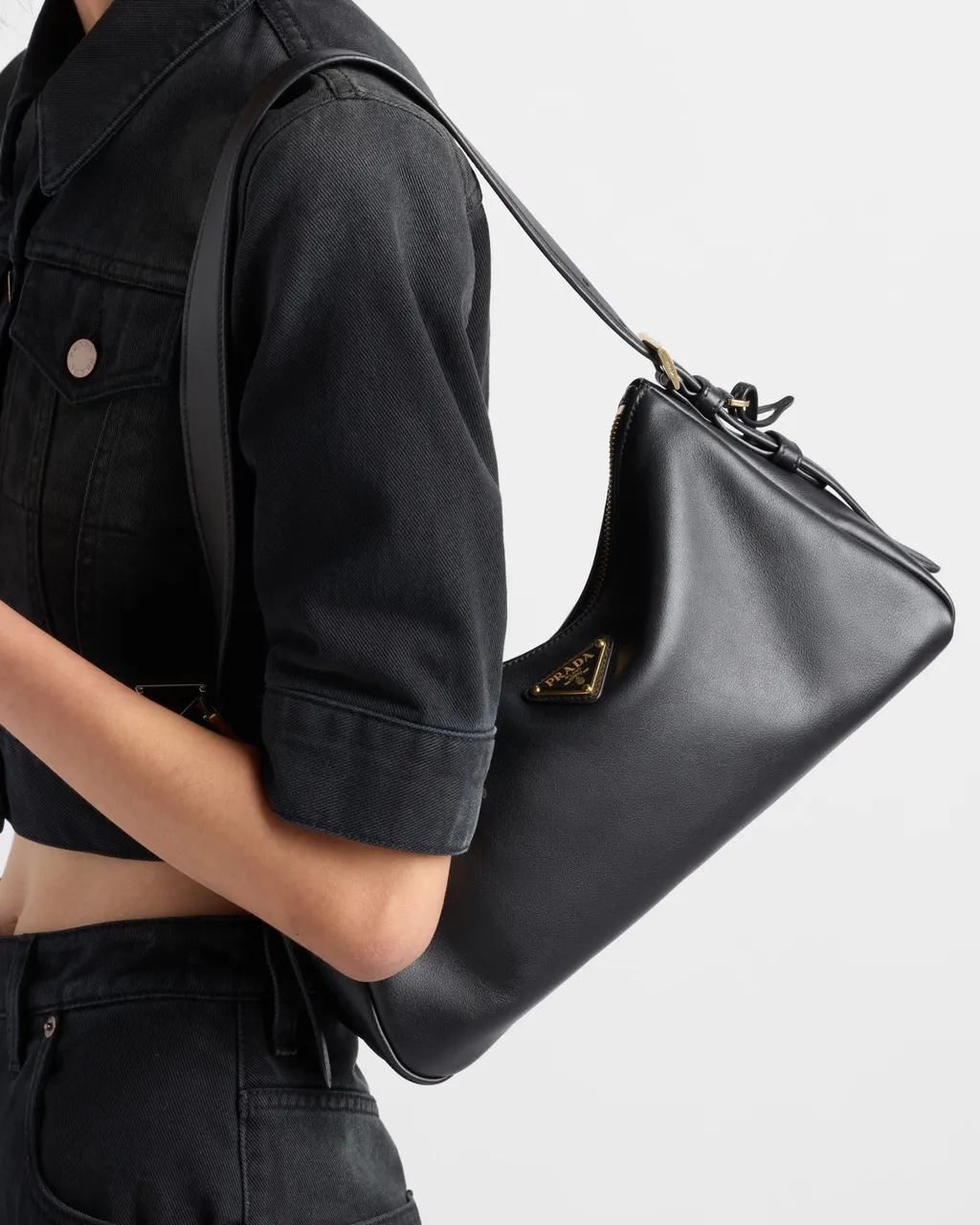 AimÉE Zipped Medium Shoulder Bag