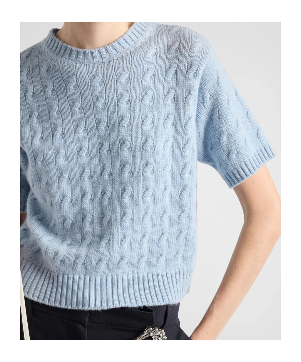 Short-Sleeved Crew Neck Sweater