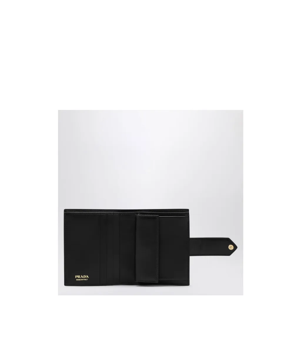 Triangle-Logo Wallet