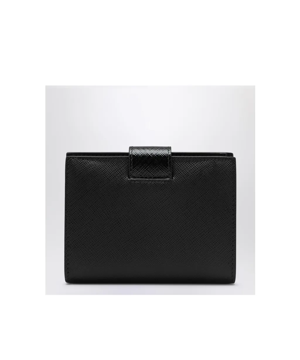 Triangle-Logo Wallet