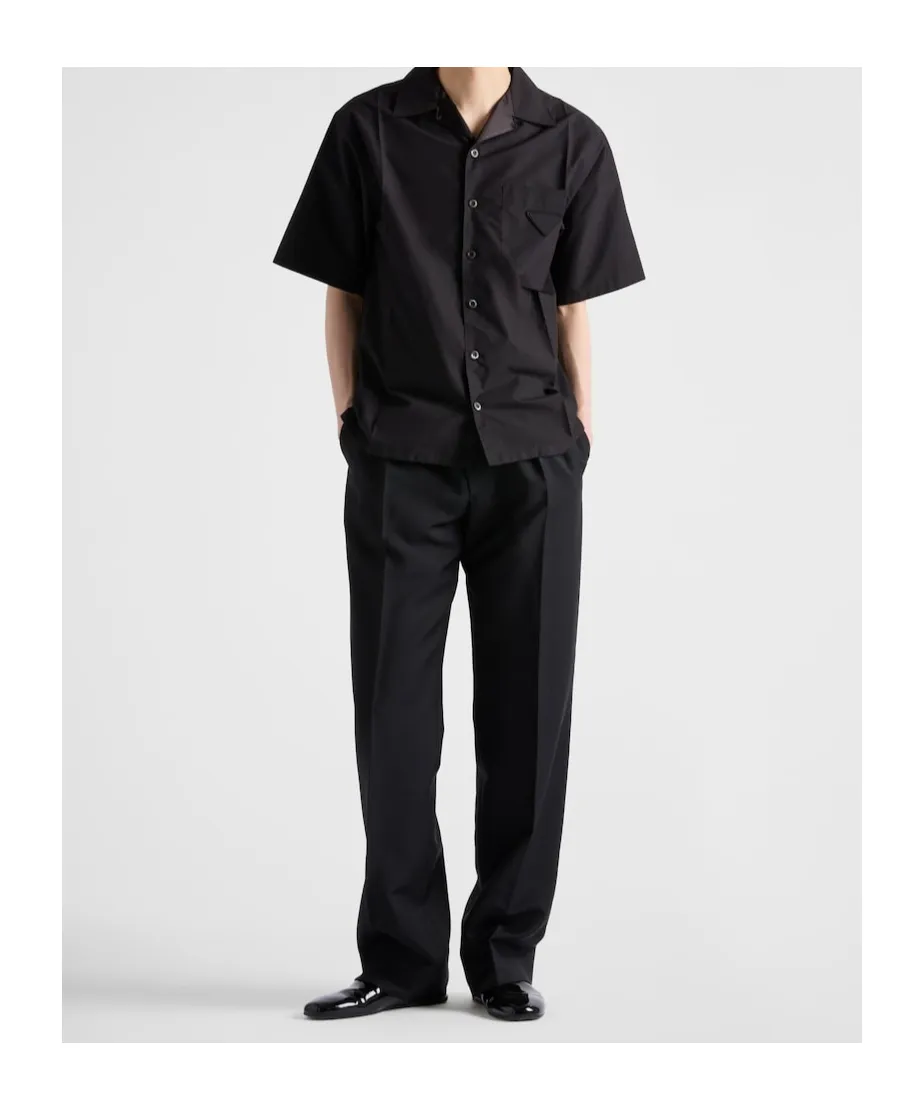 Short-Sleeved Buttoned Shirt