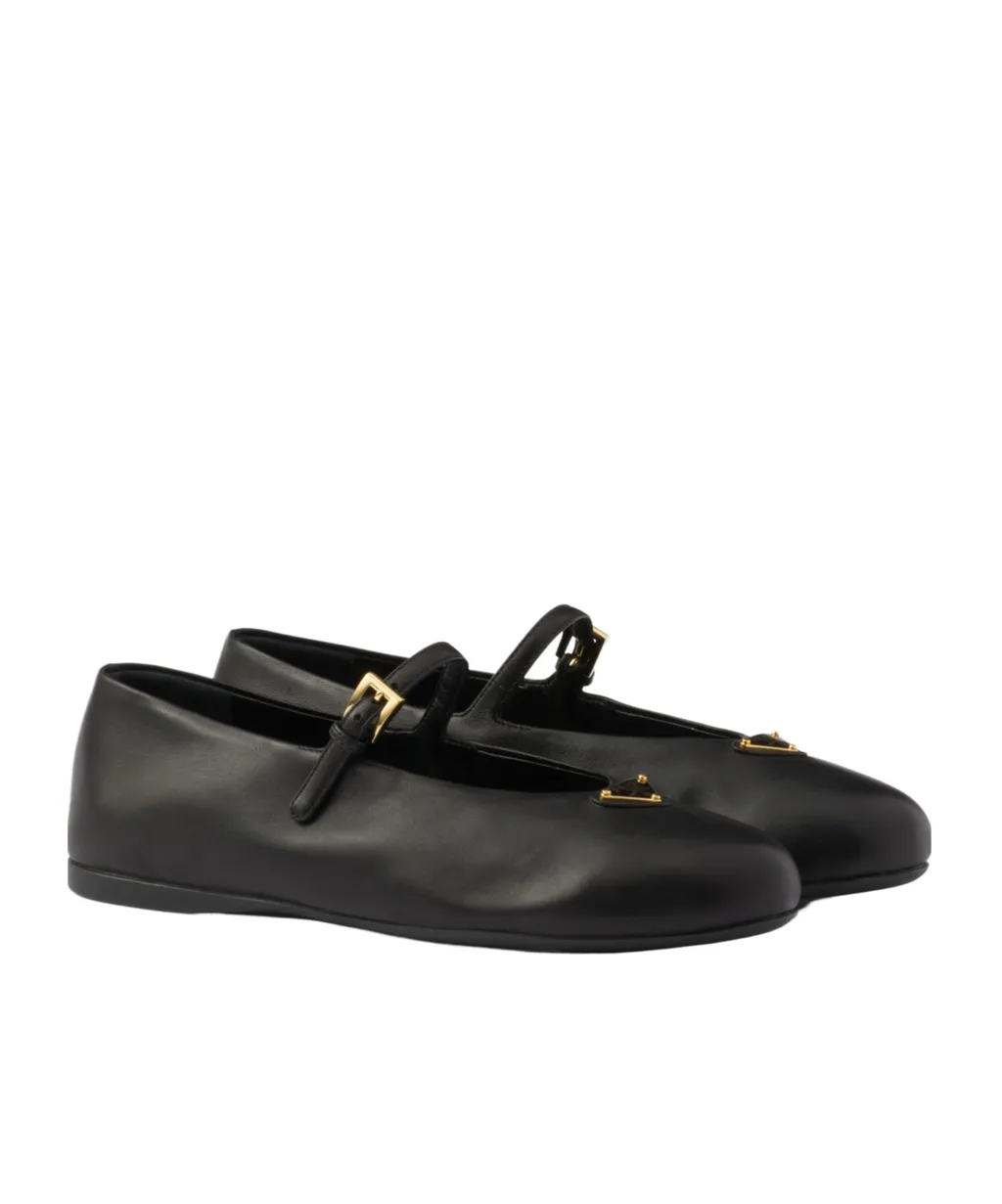 Logo Detailed Round-Toe Ballerina Shoes