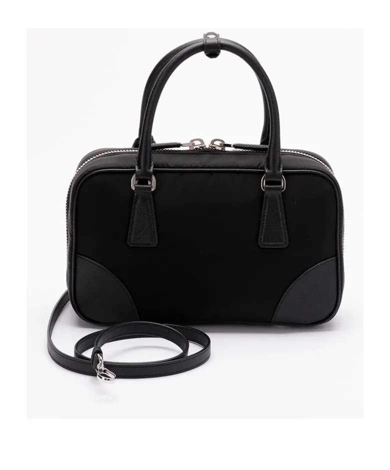 Logo Plaque Zip-Up Tote Bag