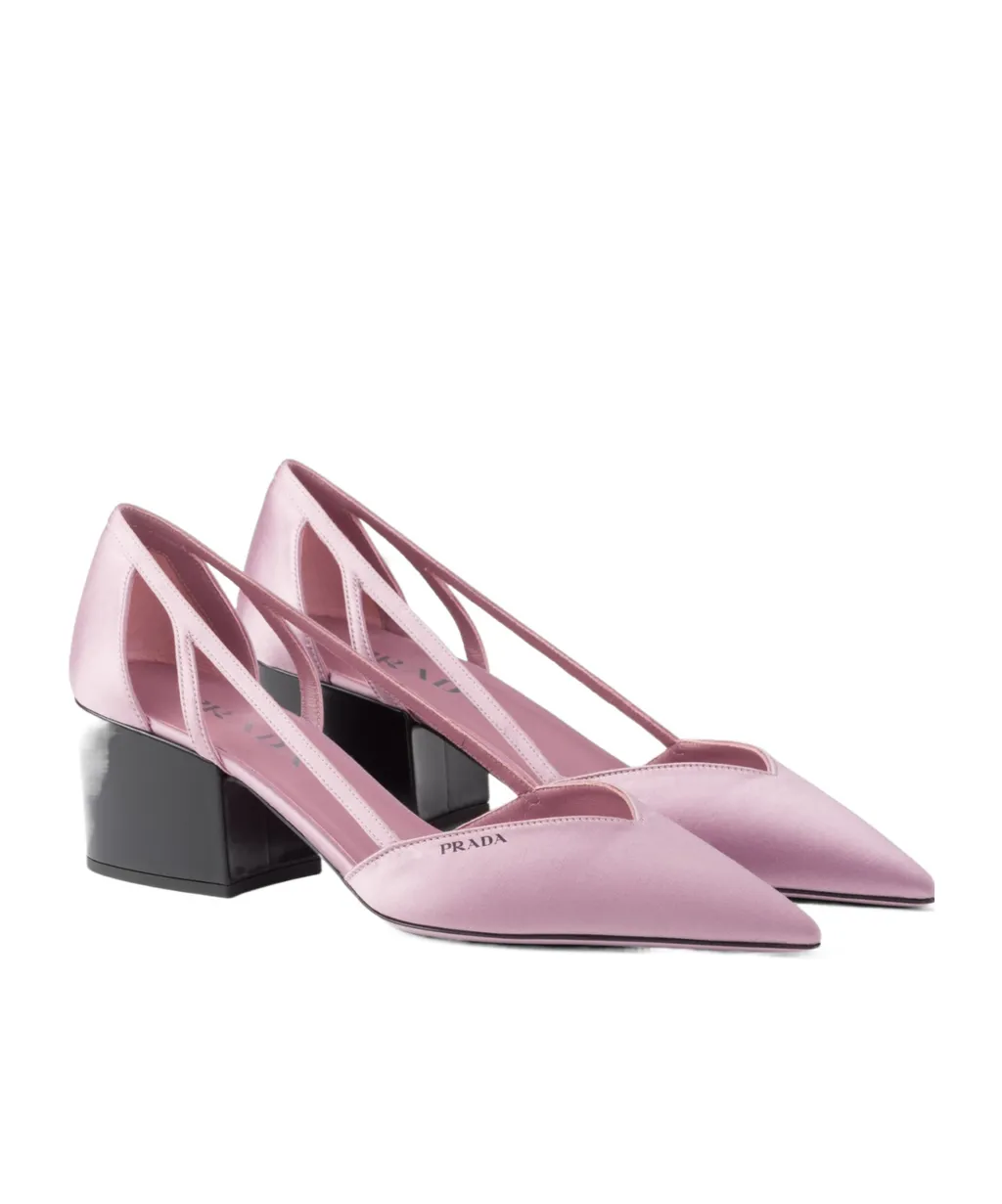 Logo Printed Pointed Toe Slingback Pumps