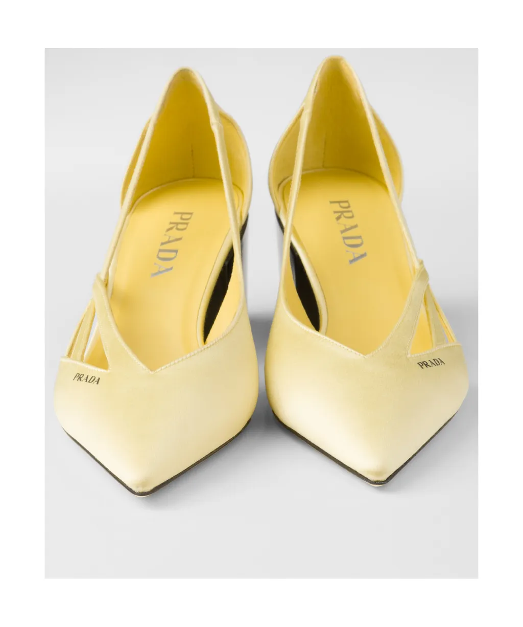 Cut-Out Detailed Pointed Toe Pumps