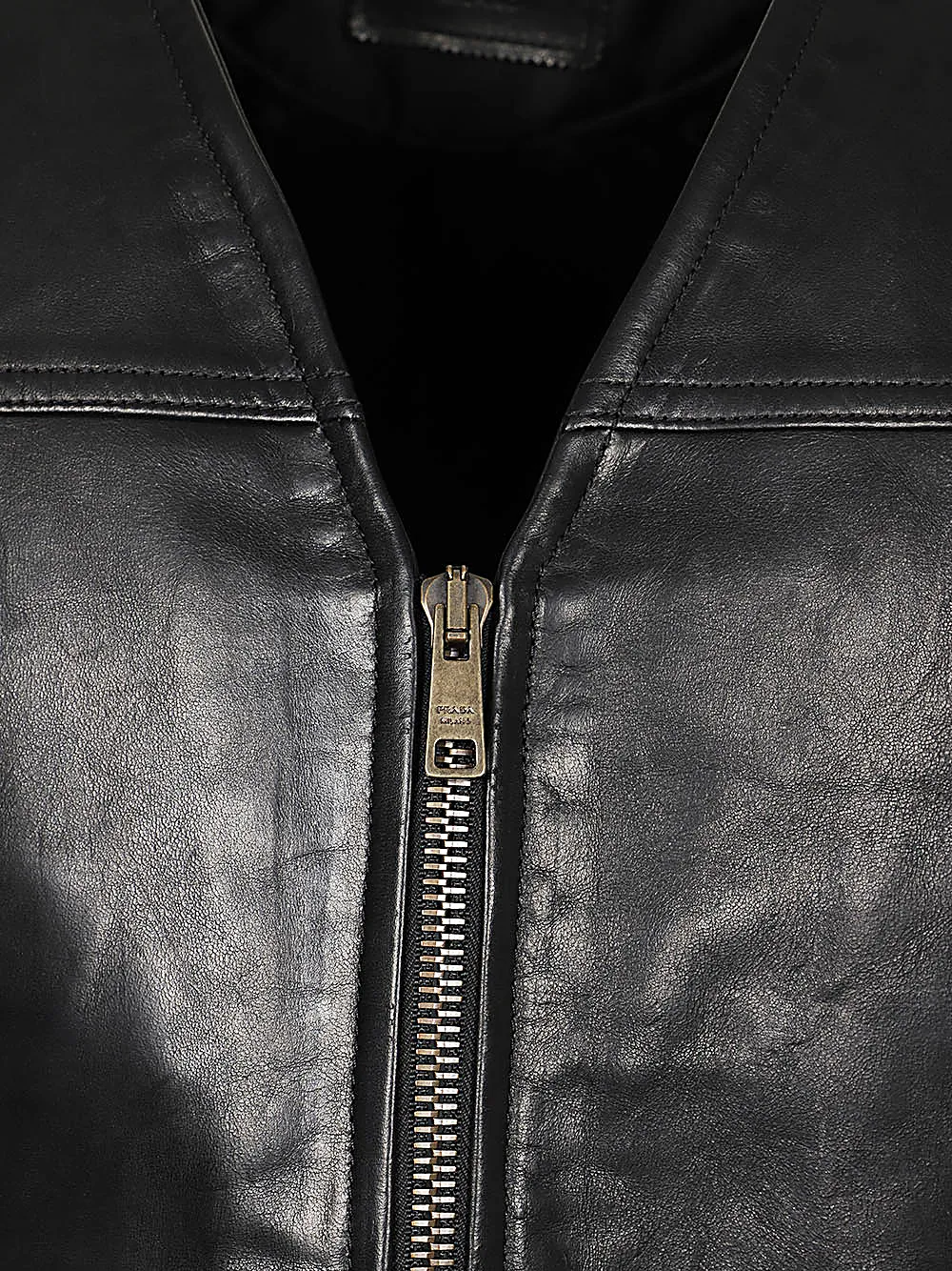 V-Neck Zip-Up Gilet
