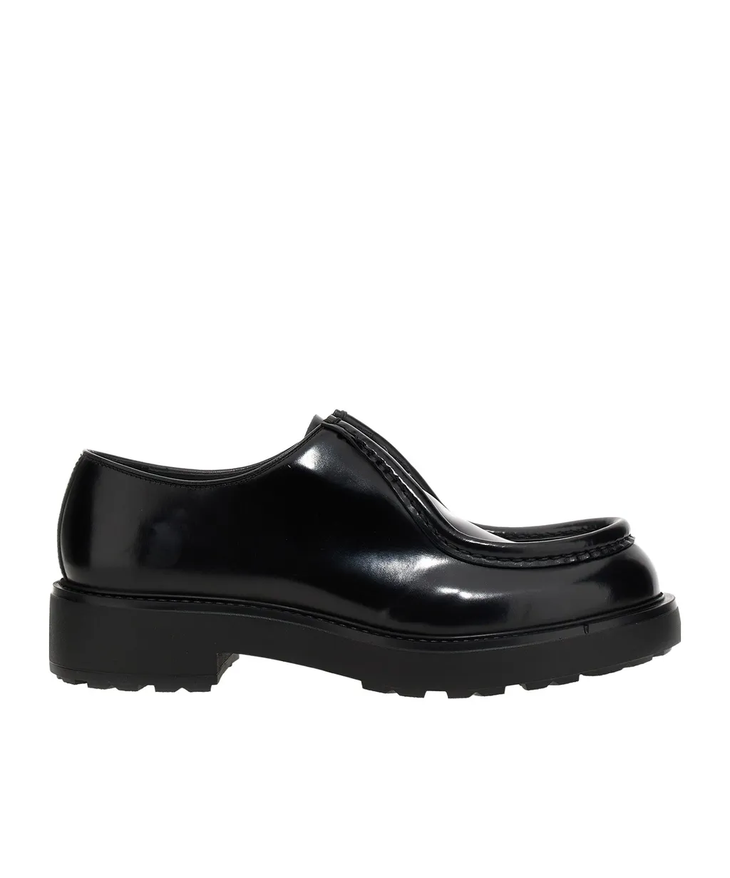 Round-Toe Lace-Up Shoes