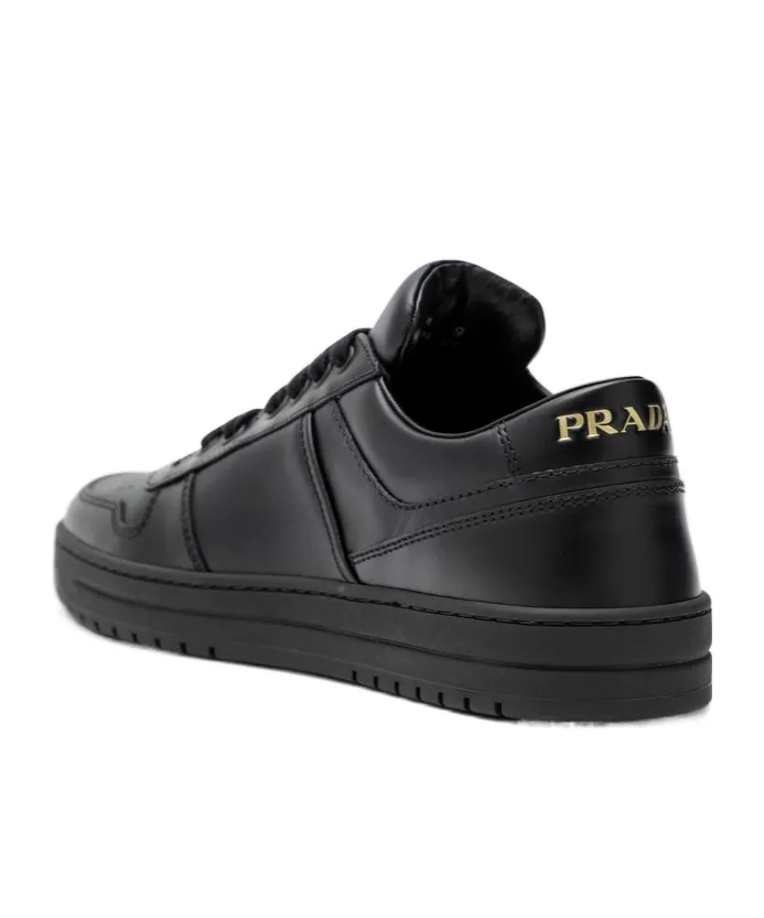 Downtown Round-Head Sneakers