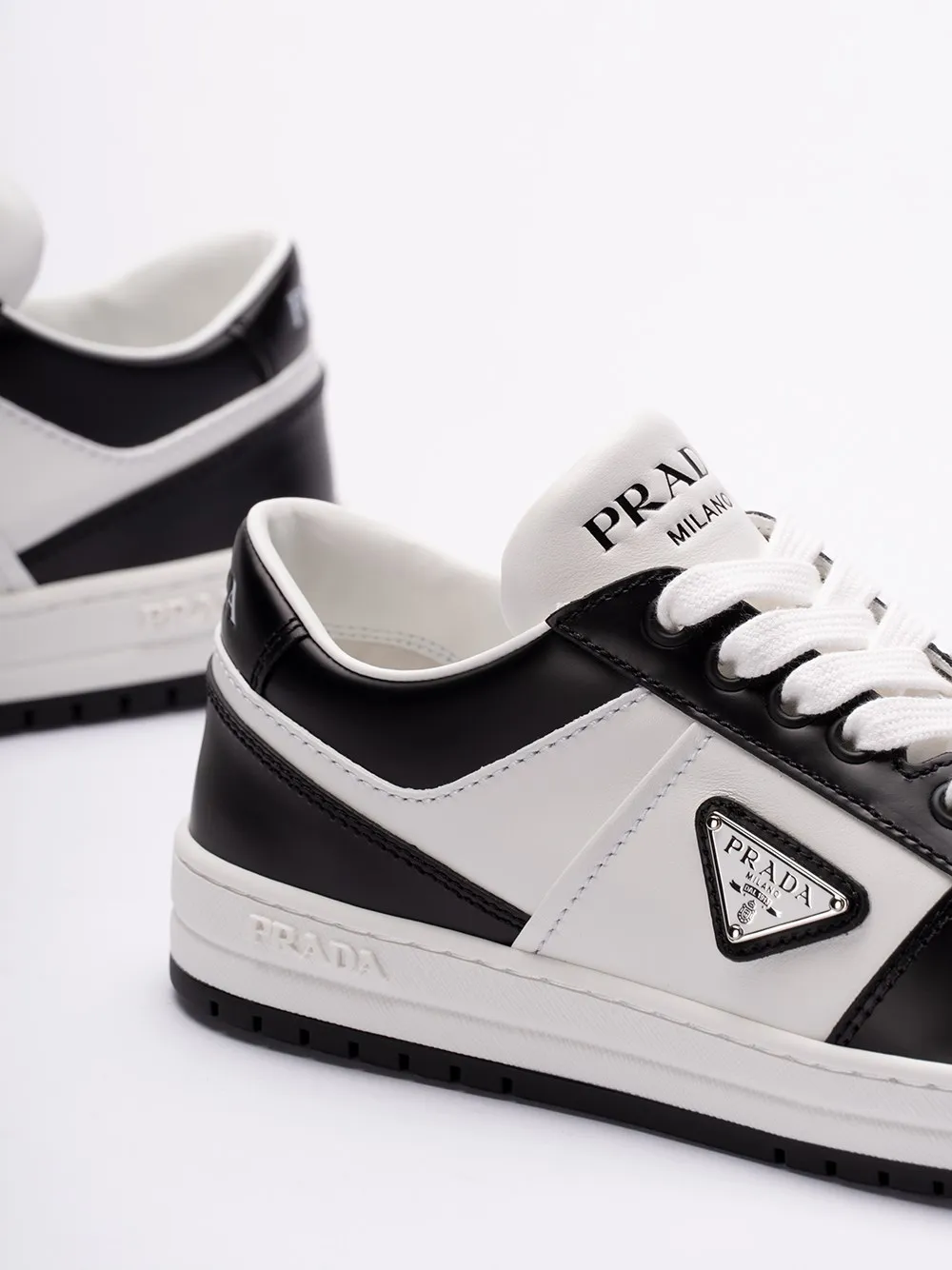 Downtown Two-Toned Laced Sneakers