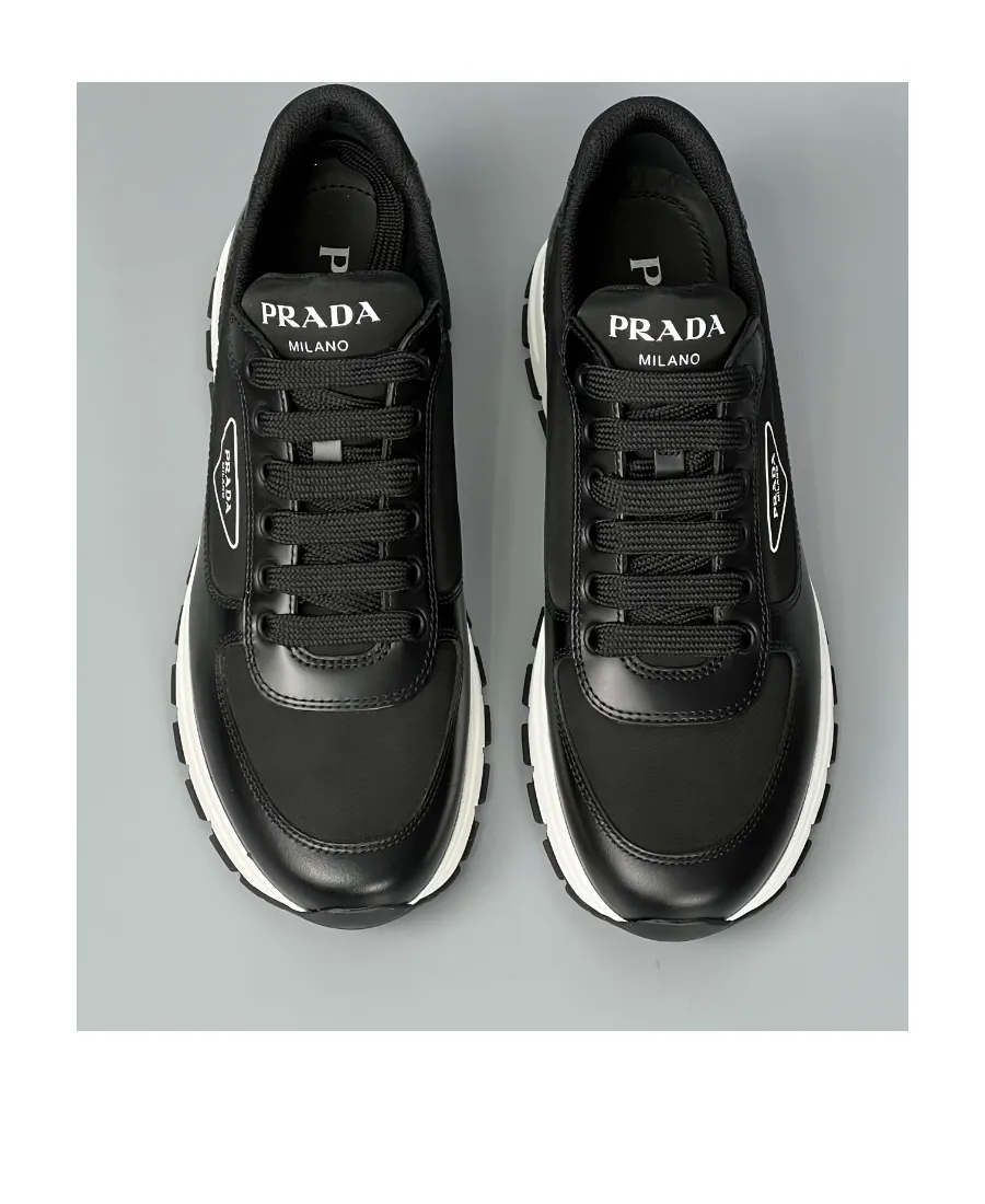 Logo Details Low-Top Casual Shoes