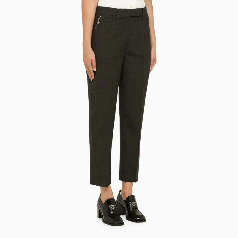 Mid-Rise Zip-Pocket Cropped Trousers