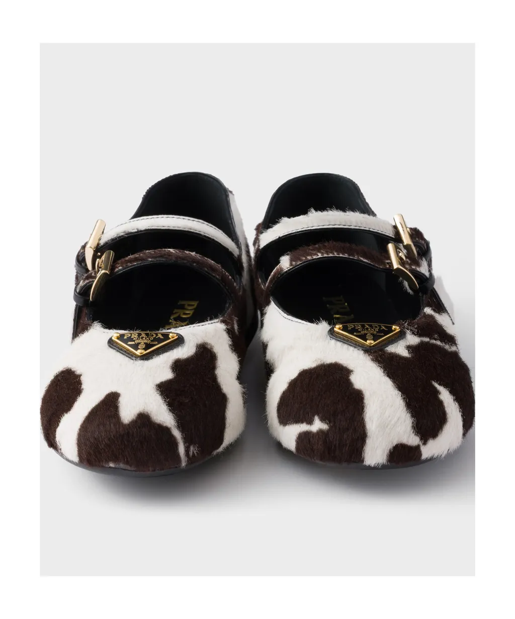 Round-Toe Ballerina Shoes