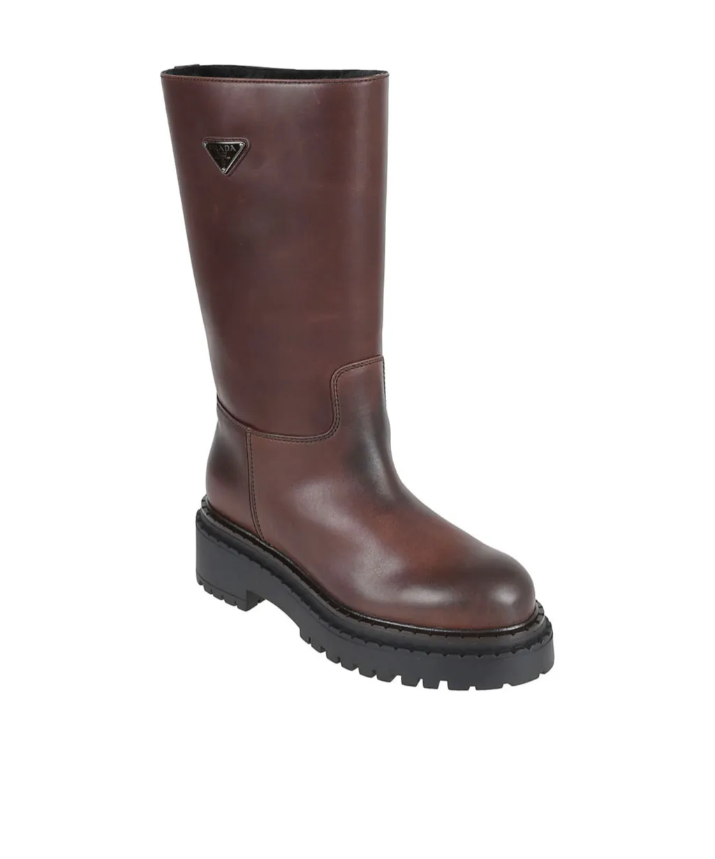 Logo Boots