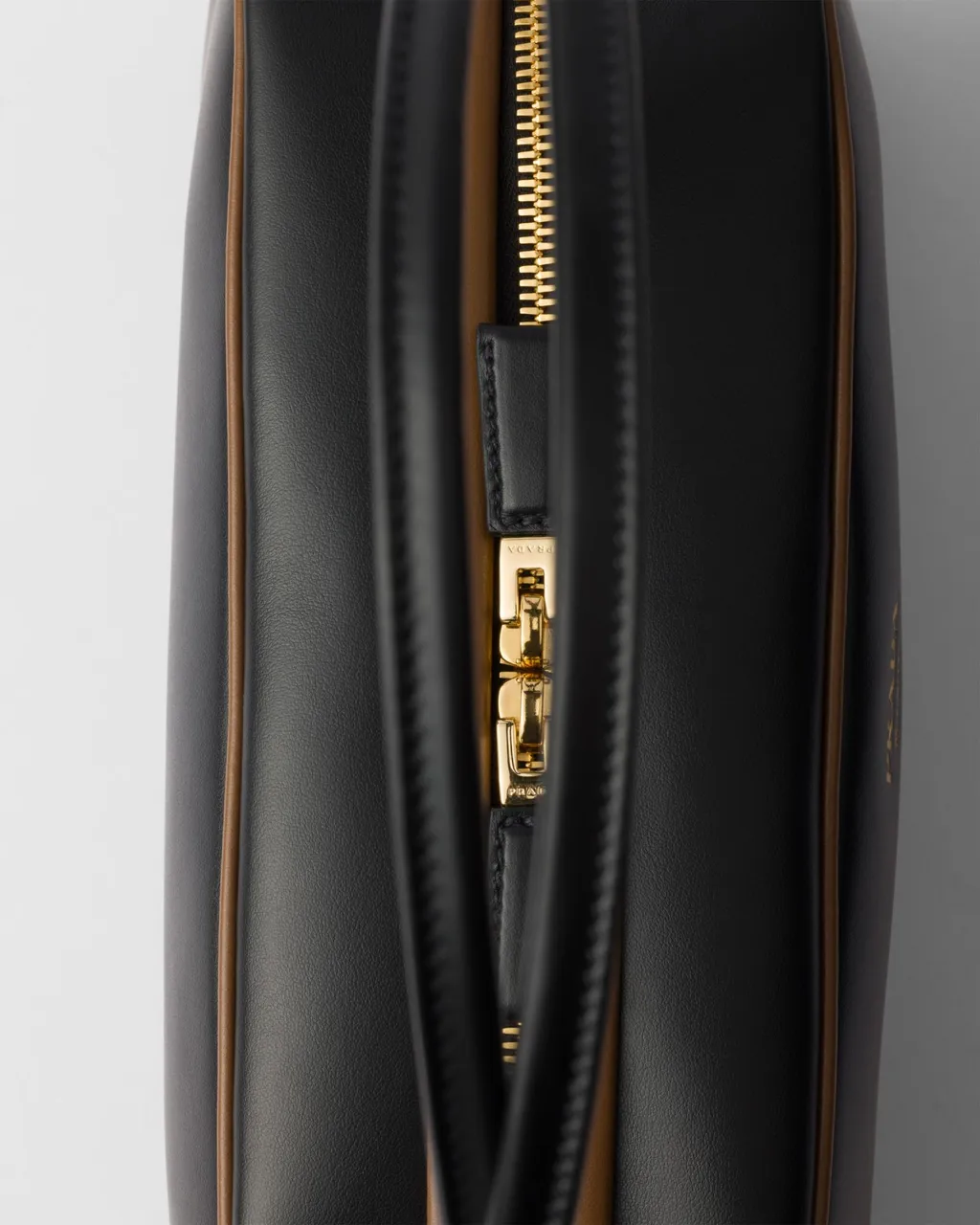Logo-Printed Zipped Shoulder Bag