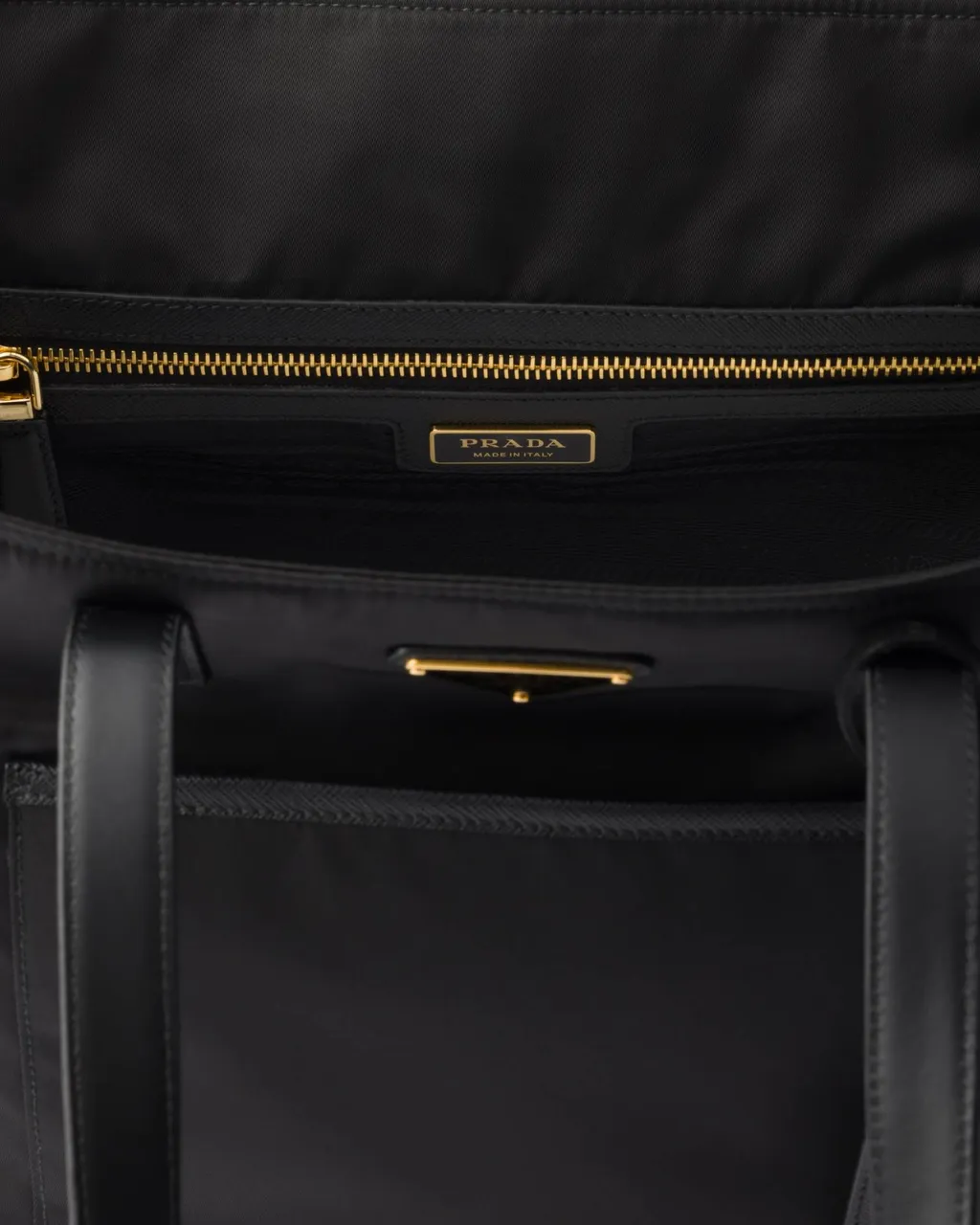 Re-Edition 1978 Medium Re-Nylon And Saffiano Leather Tote Bag
