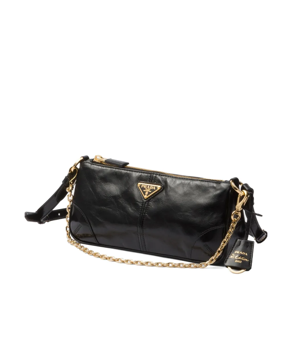 Re-Edition 2002 Zipped Medium Shoulder Bag