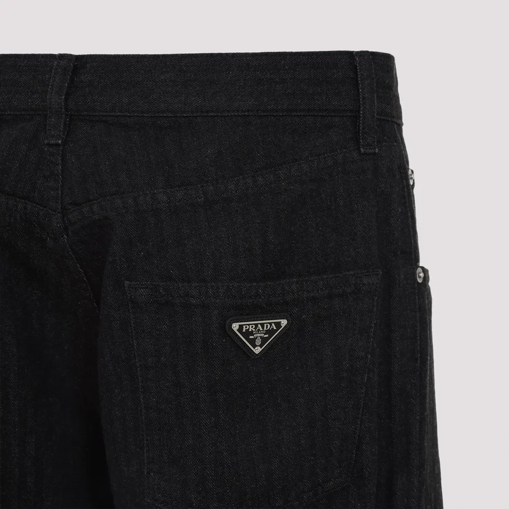 Triangle-Logo Jeans