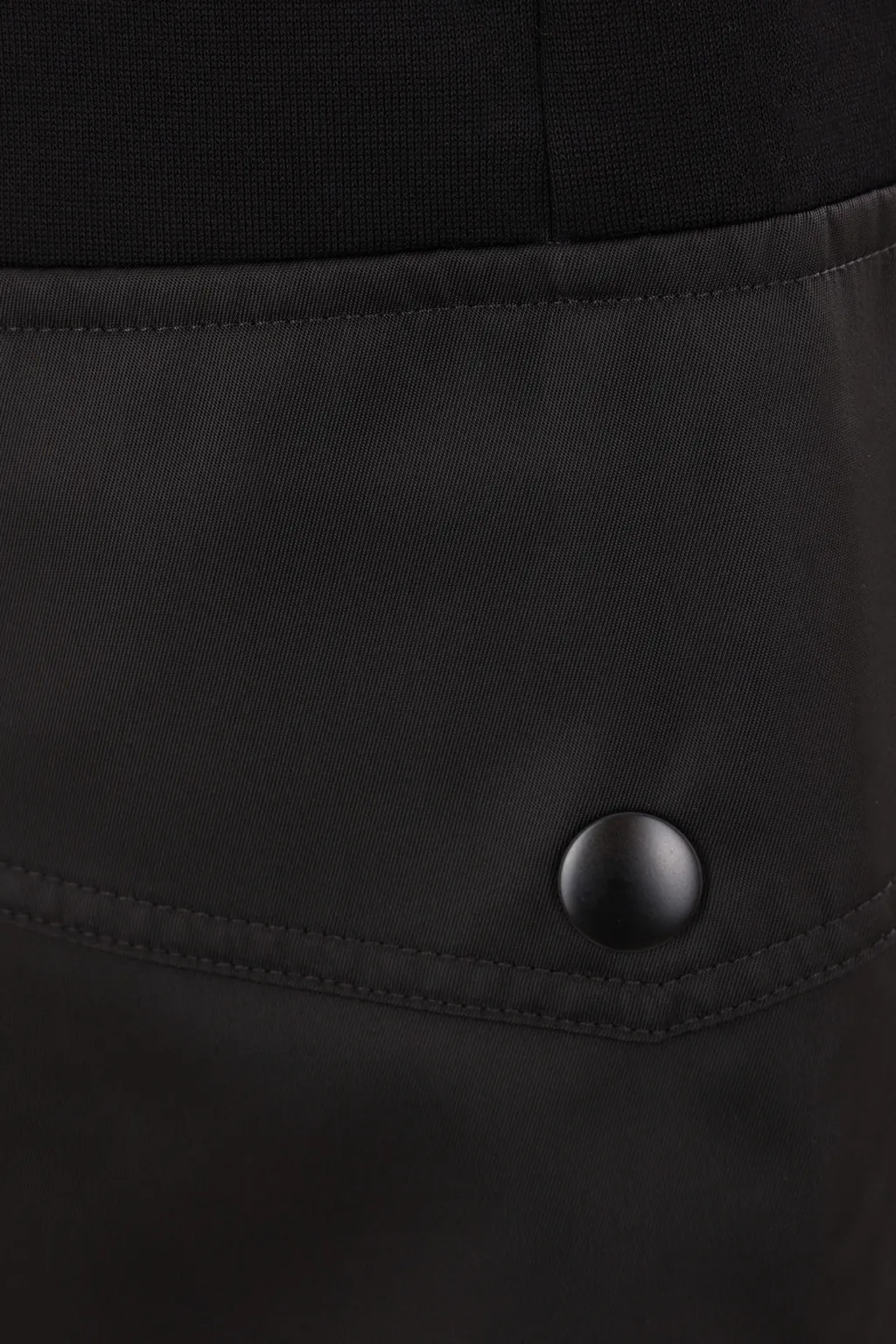Triangle-Logo Elasticated Waistband Shorts