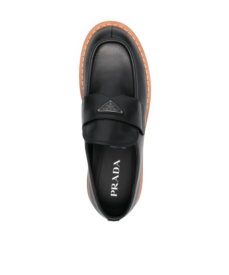 Logo Plaque Round Toe Loafers