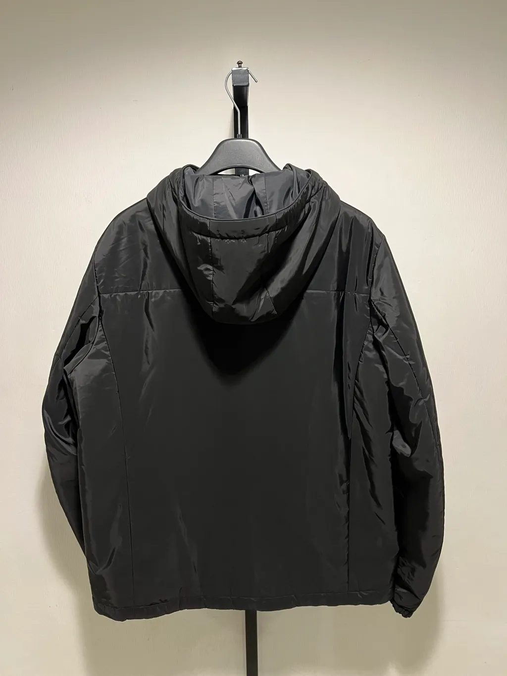 Logo Jacket
