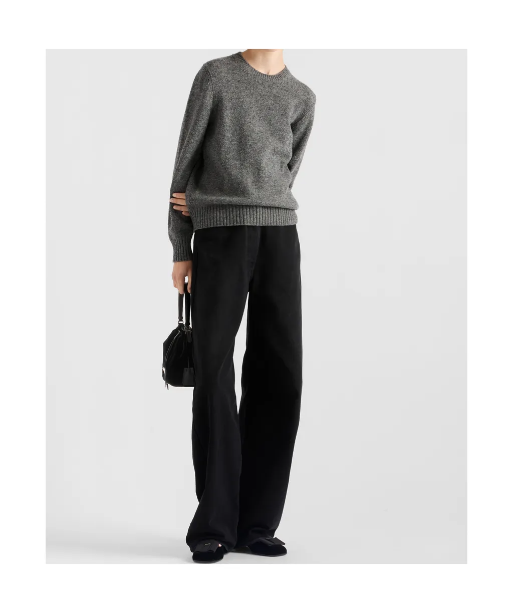 Logo-Patch Wide Leg Jeans