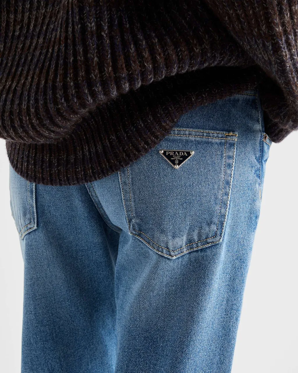Triangle-Logo Jeans
