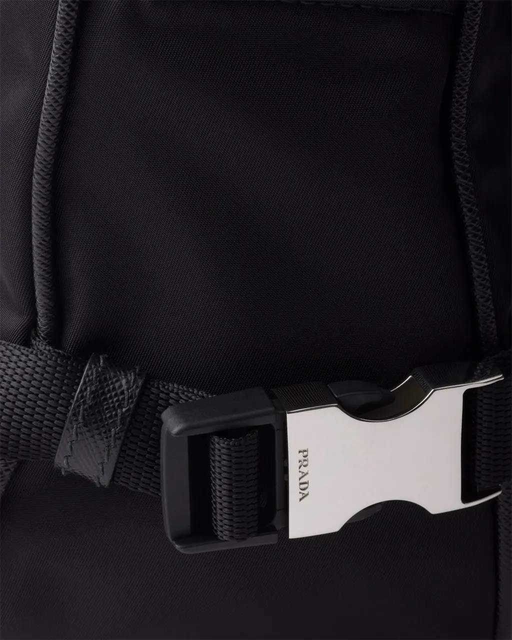 Logo Plaque Zipped Messenger Bag