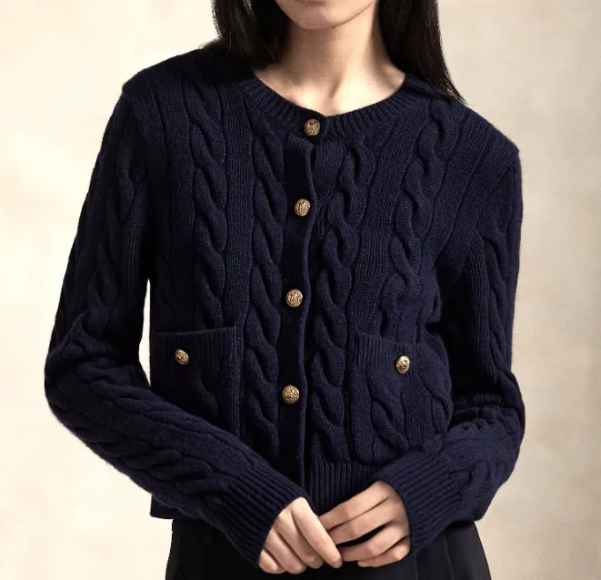 Cable-Knit Crewneck Buttoned Cardigan