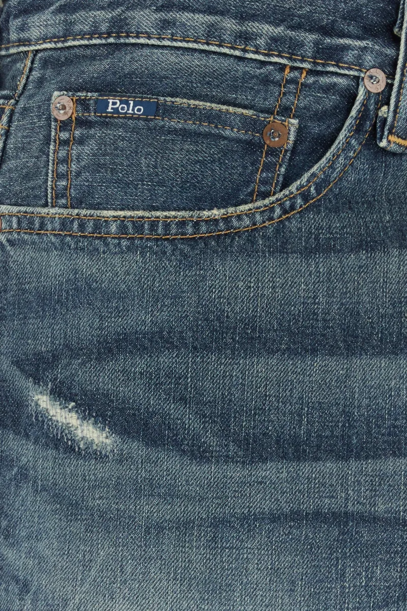 Distressed Jeans
