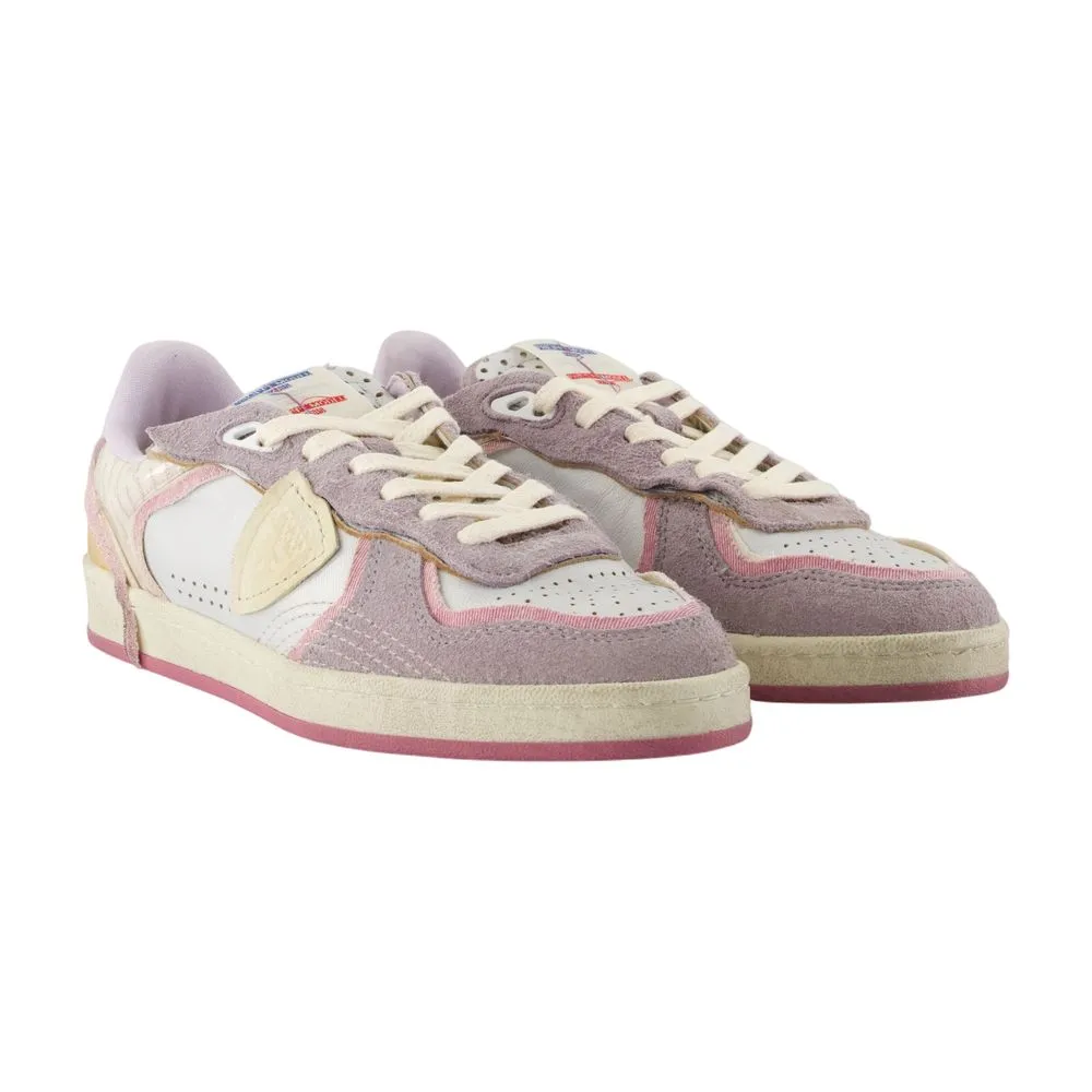 Round-Toe Low-Top Casual Shoes