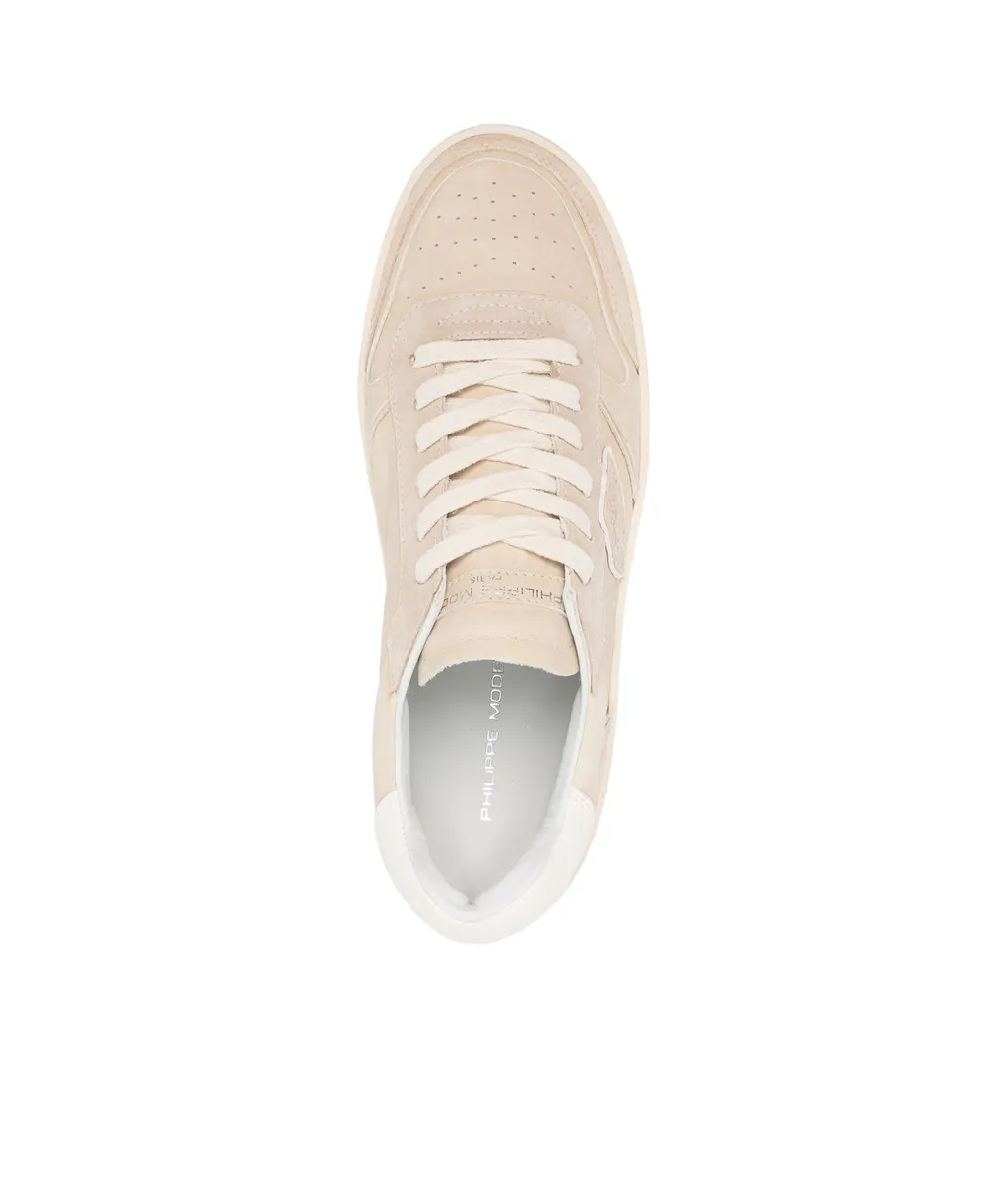 Nice Low-Top Sneakers