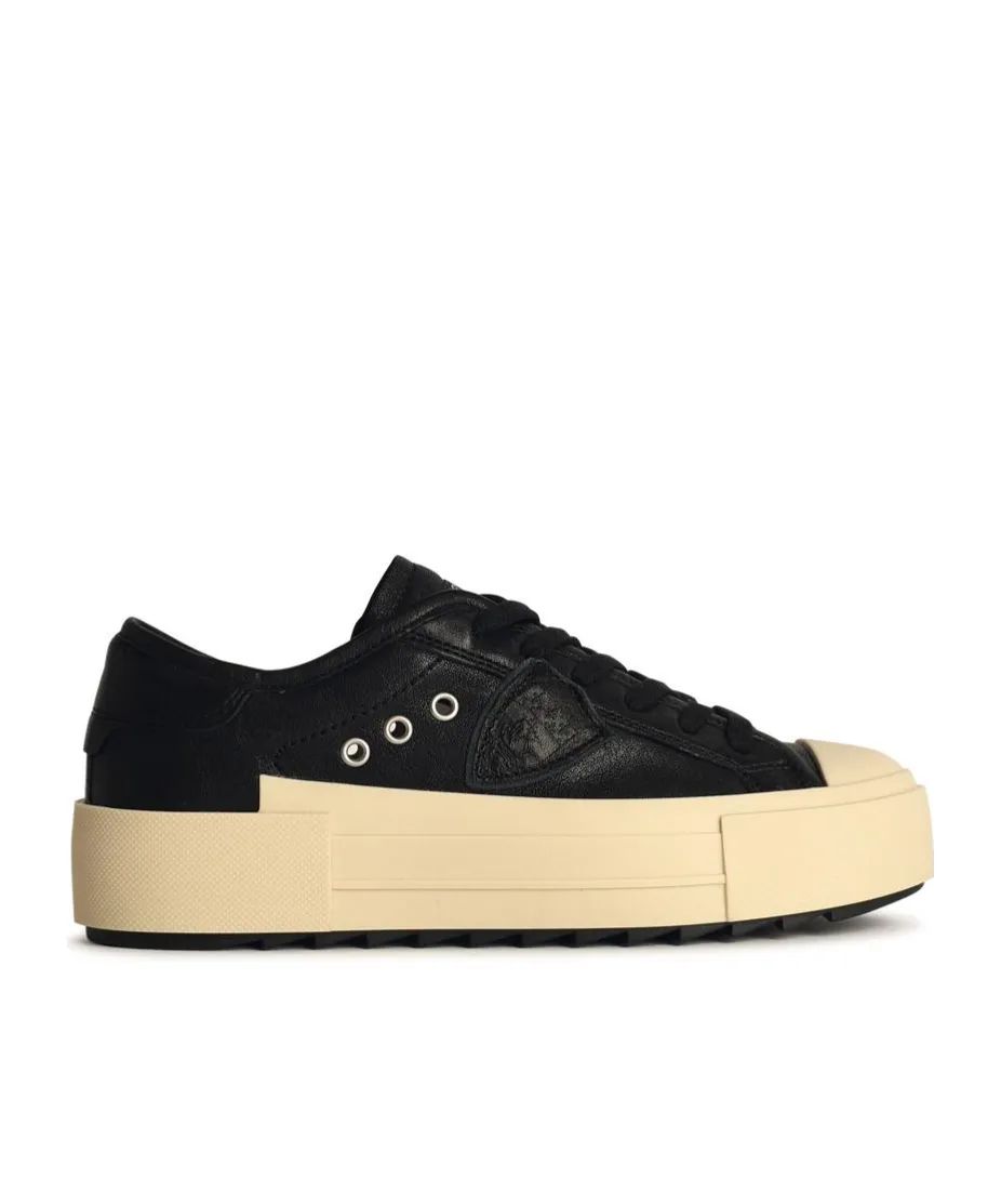 Haute Low-Top Sneakers