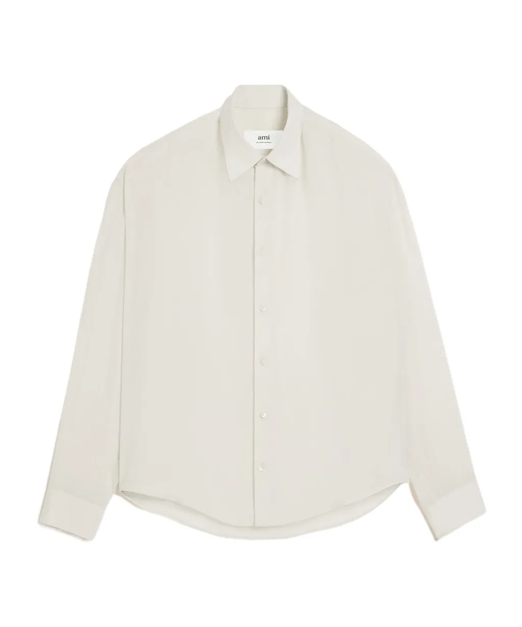 Long-Sleeved Buttoned Shirt