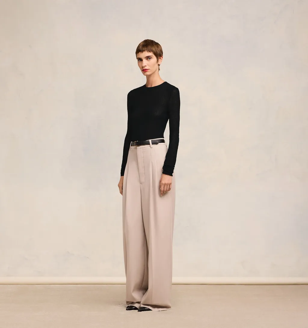 Circle-Necked Sweater