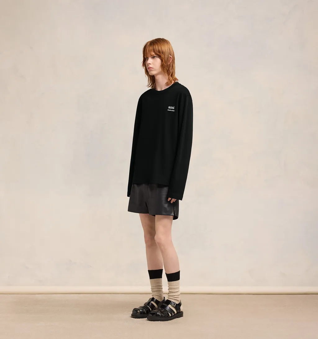 Long Sleeved Crewneck T-Shirt