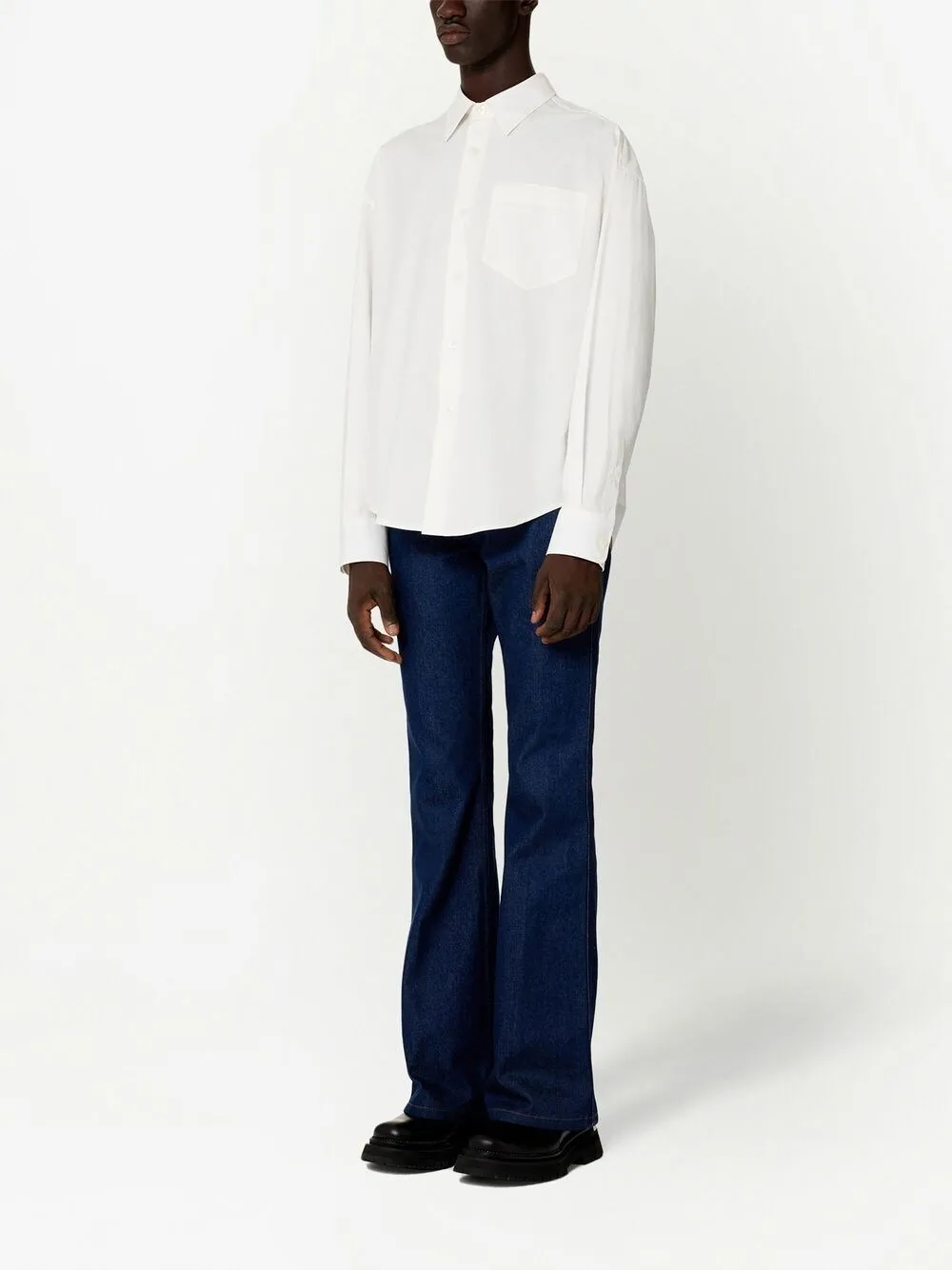 Buttoned Long-Sleeved Shirt