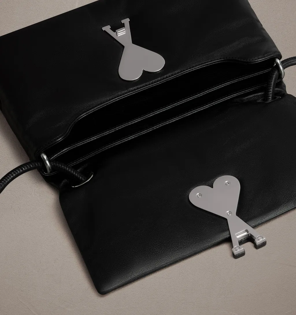 Voulez Vous Shoulder Bag