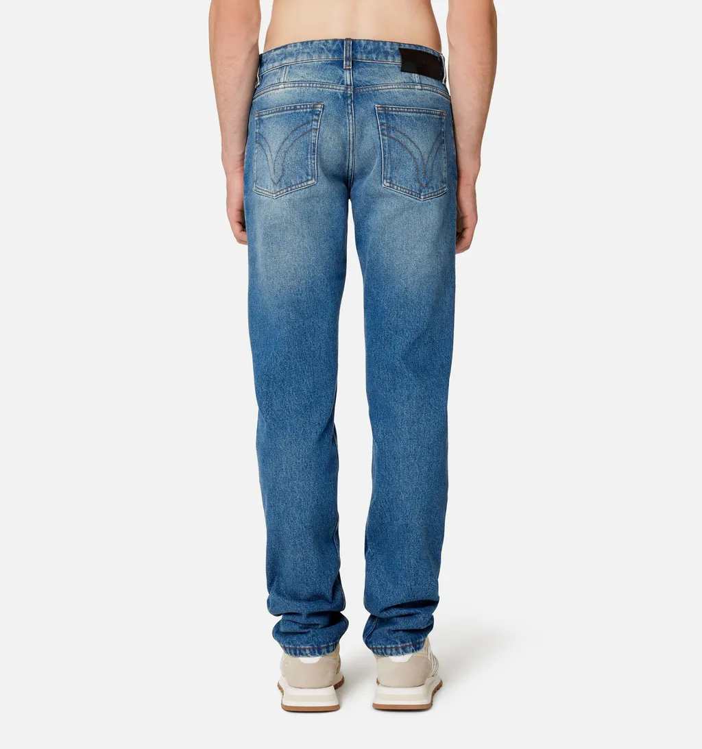 Logo Patch Tapered-Leg Jeans