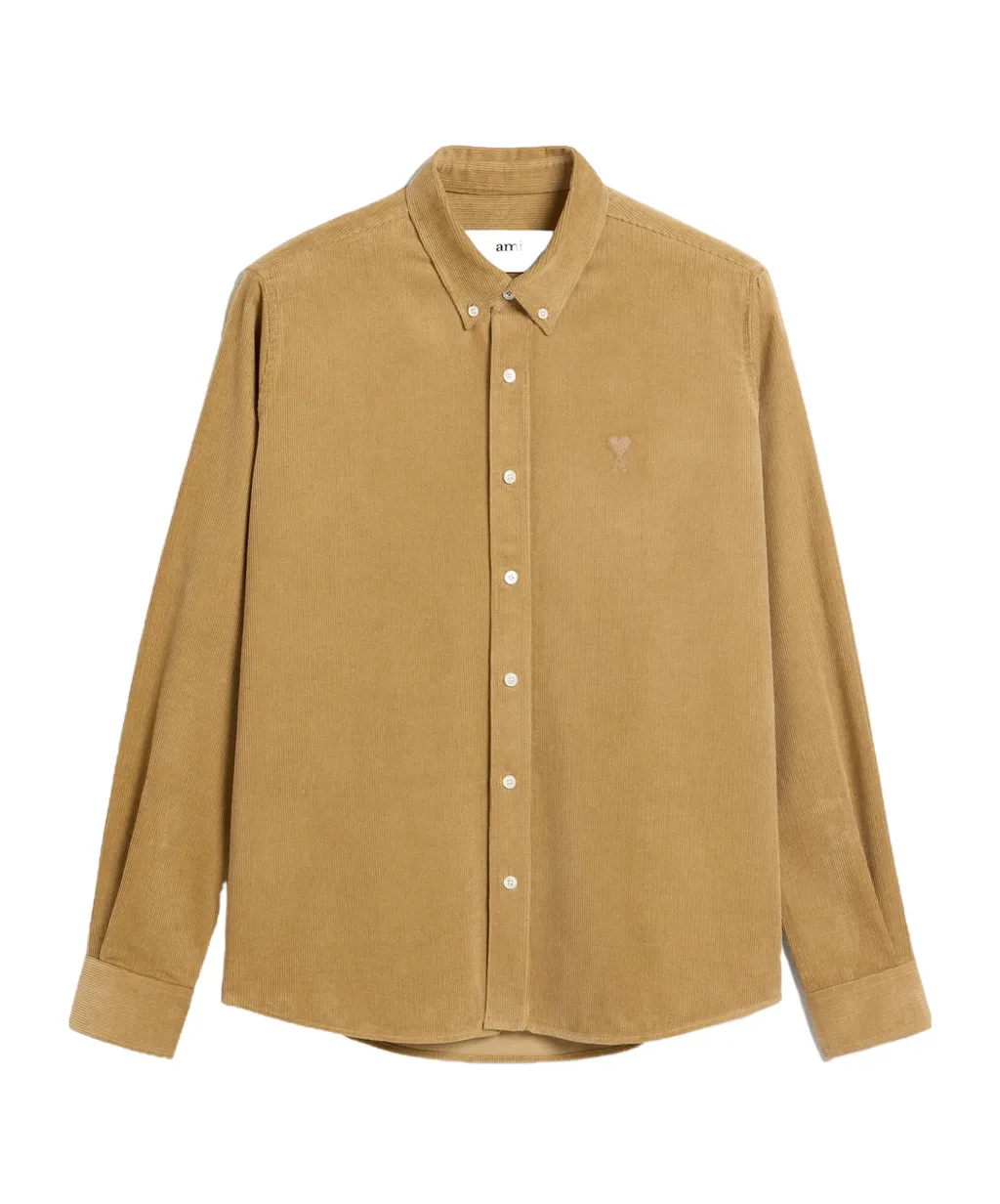 Long-Sleeved Buttoned Shirt